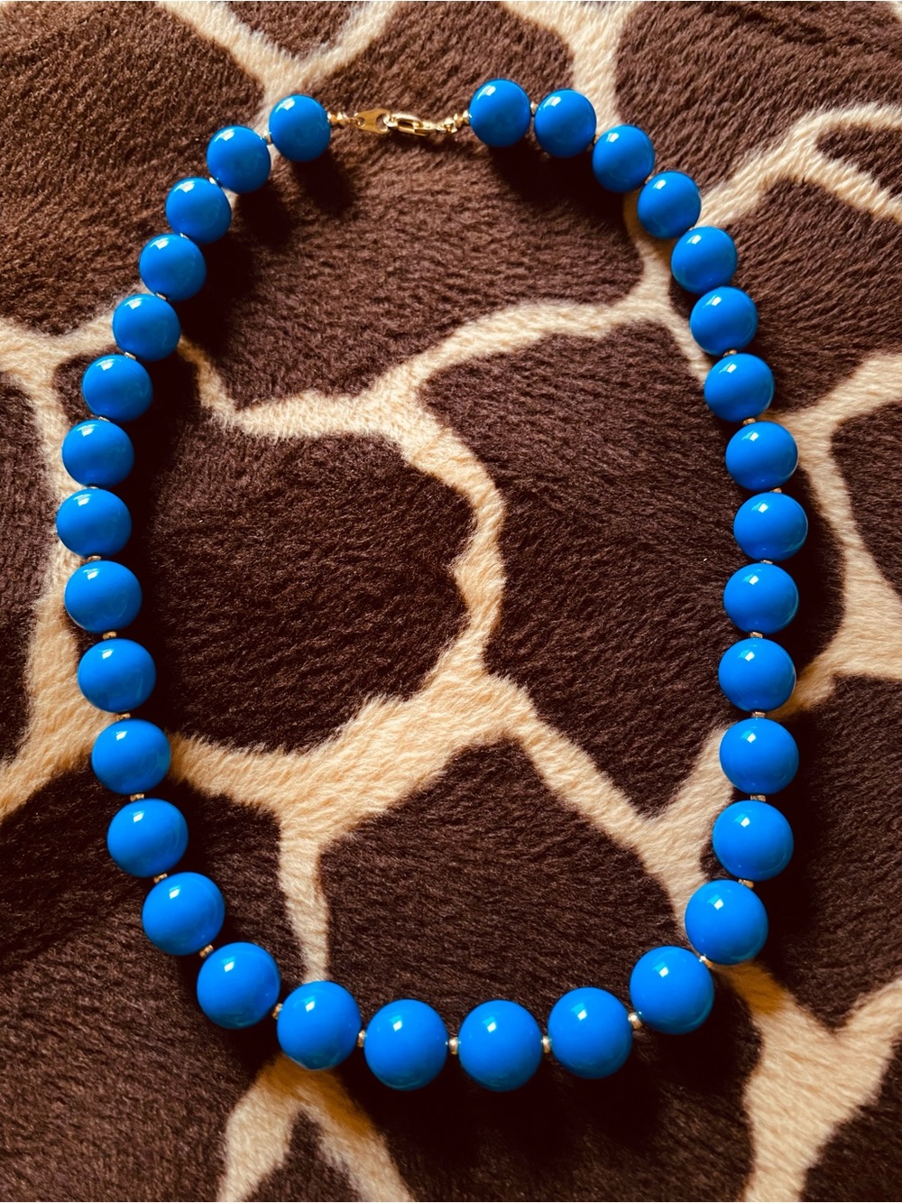 Vintage 80’s Vibrant Blue Necklace